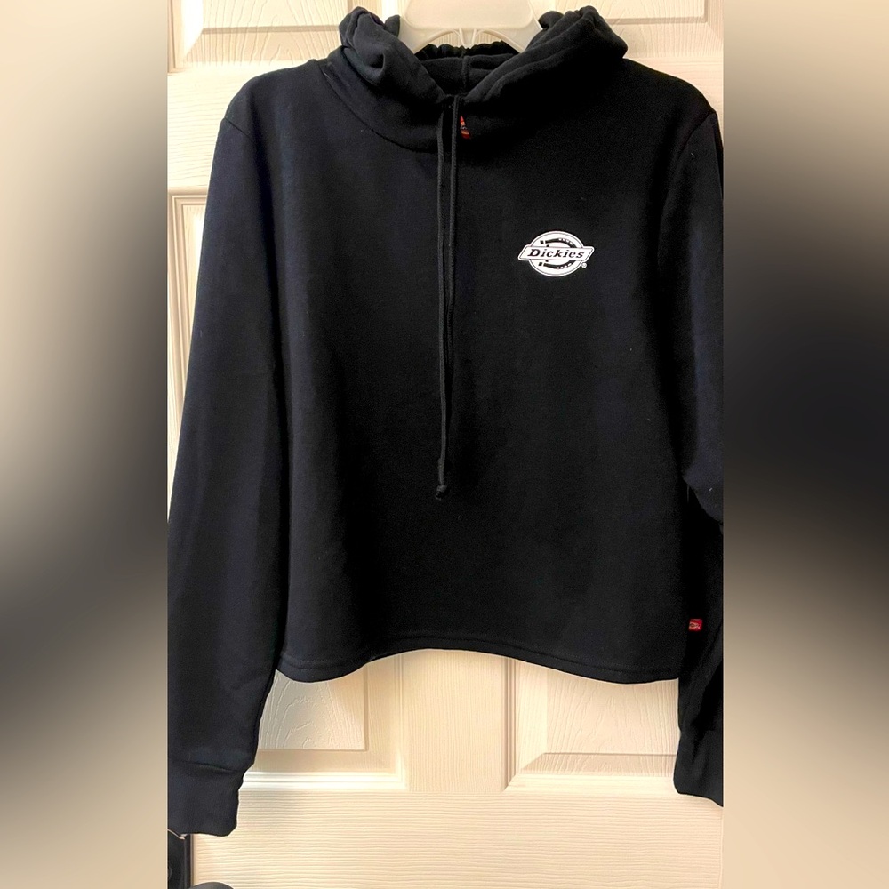 Dickies Black Soft Comfortable Pullover Cropped Sweatshirt Hoodie NWOT